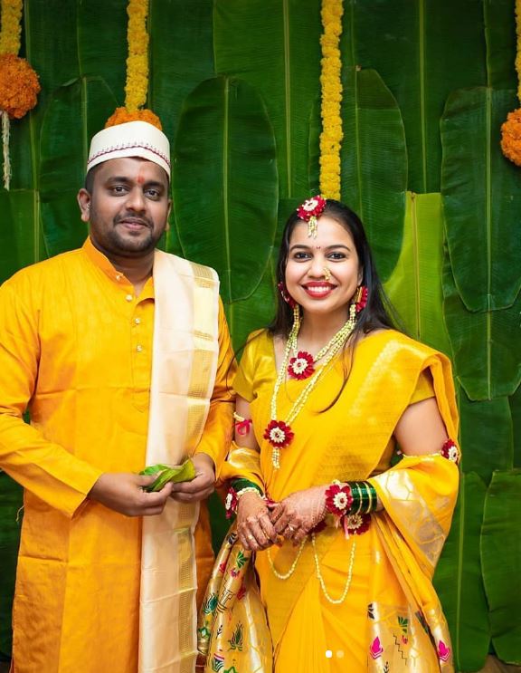 Traditional Marathi Bride and Groom Look